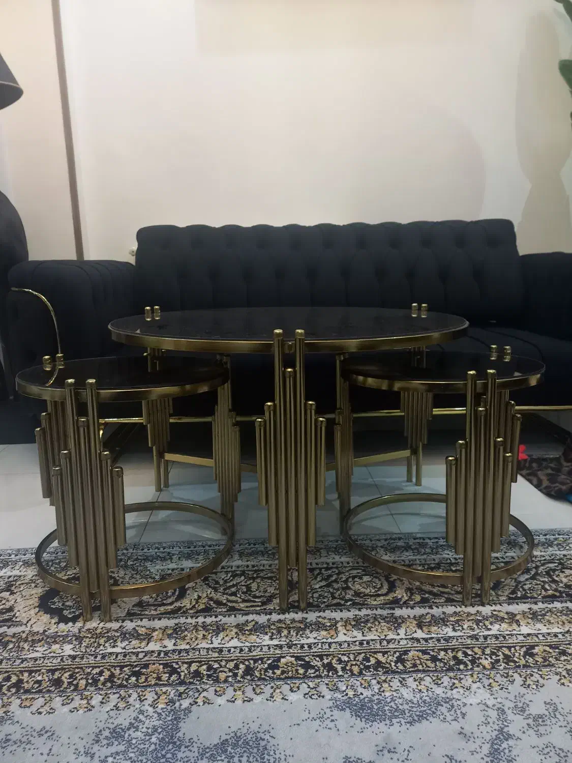 جلومبلی|مبلمان خانگی و میز عسلی|تهران, سردارجنگل|دیوار