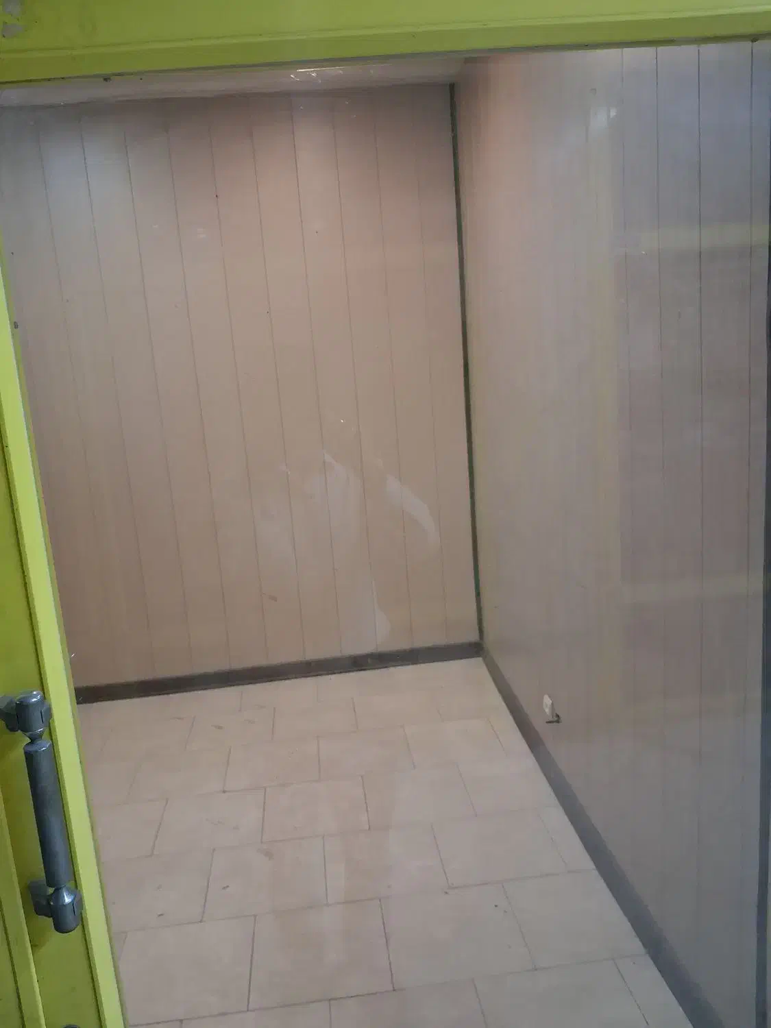 مغازه بازارچه بلوار امام حسین|اجارهٔ مغازه و غرفه|بندرعباس, |دیوار