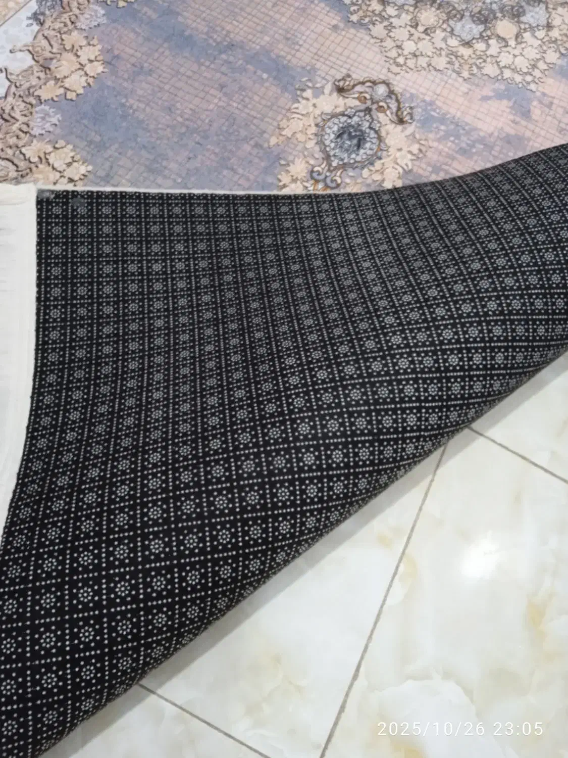 گلیم فرشینه در حد نونو سالم|گلیم، جاجیم، گبه|قم, شاد قلی|دیوار