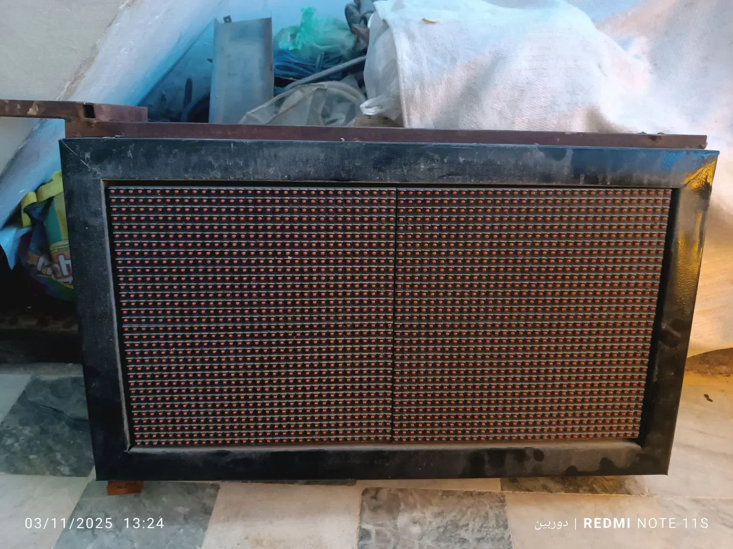 تابلو روان ال ای دی. ۷۵ در ۴۲ با قاب آهنی|فروشگاه و مغازه|خرمآباد, |دیوار