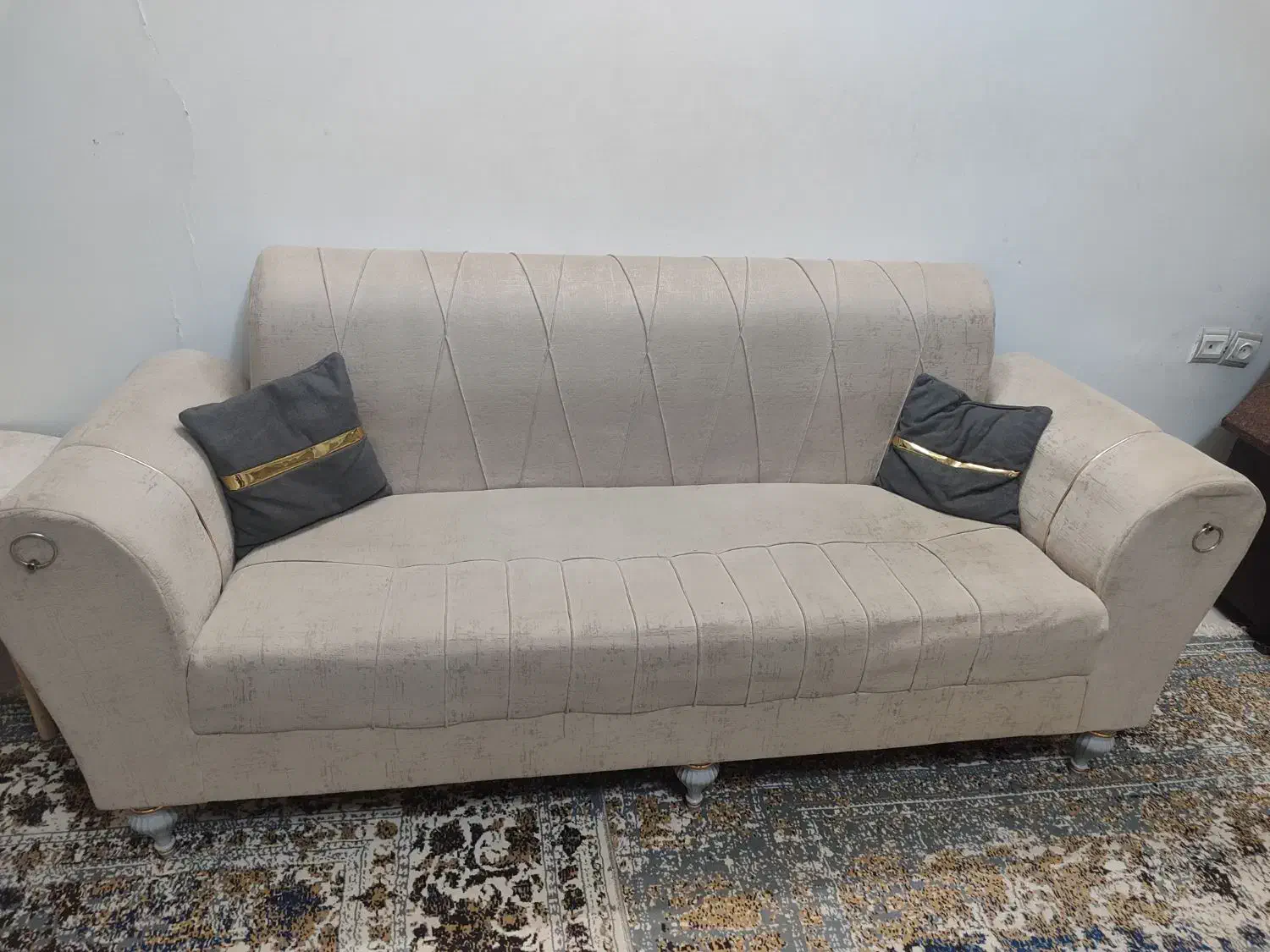 مبل راحتی|مبلمان خانگی و میز عسلی|مشهد, شهید علی محمدی|دیوار