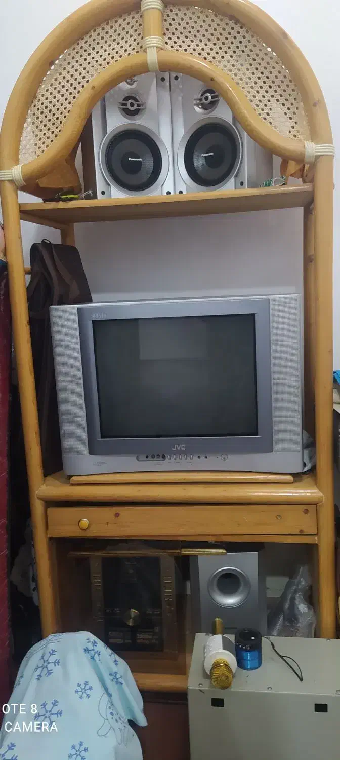 فروشی زیر تلویزیونی و تلویزیون|تلویزیون و پروژکتور|آق قلا, |دیوار