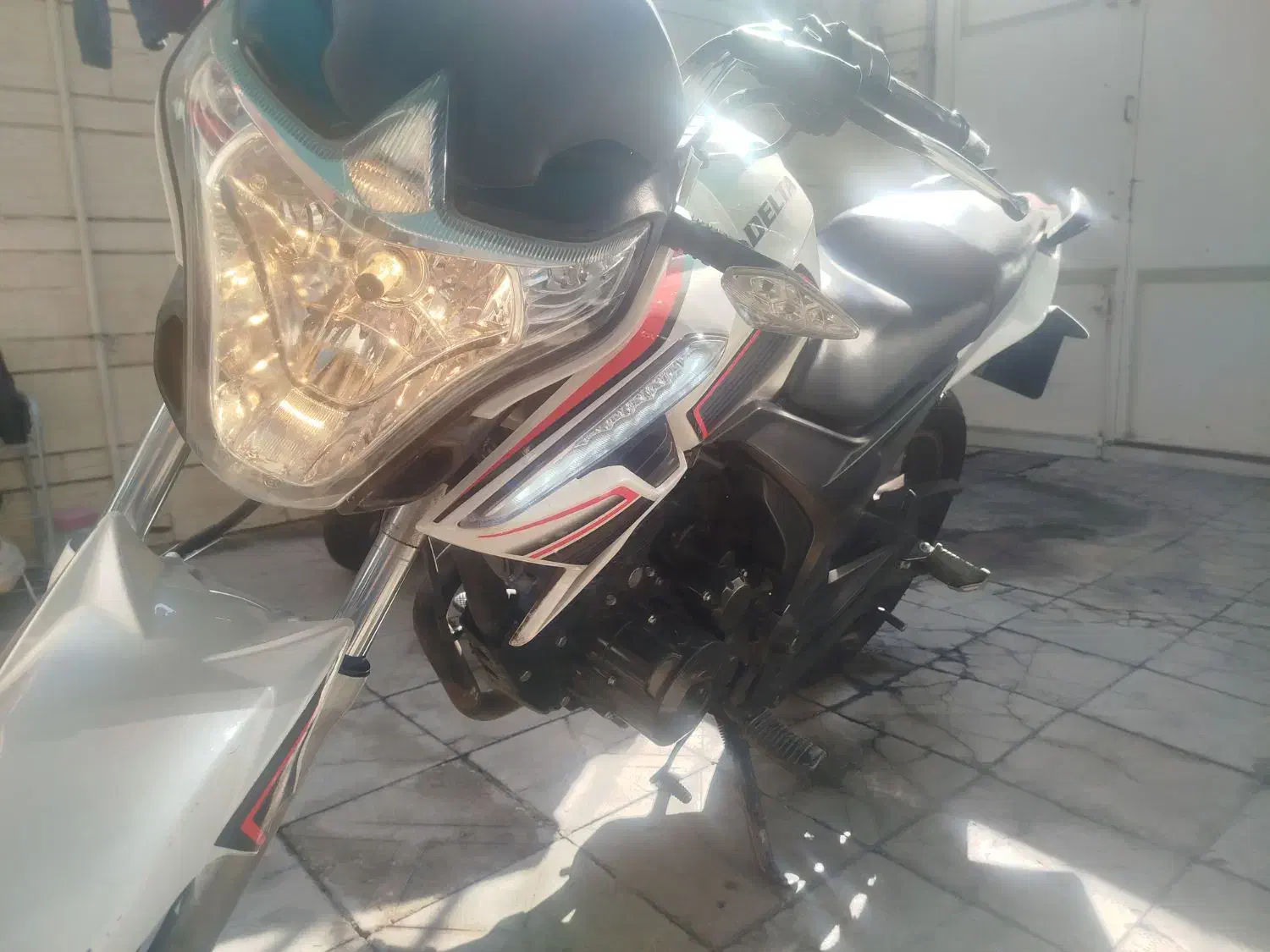 دلتا 160|موتورسیکلت|اصفهان, تخت فولاد|دیوار