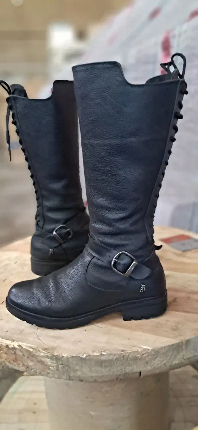 پوتین تمام چرم زنانه سایز ۳۹ (برند رایکا)|کیف، کفش، کمربند|تبریز, |دیوار