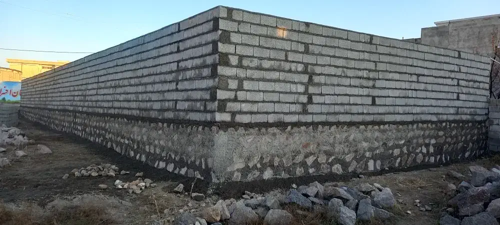 زمین مسکونی ۳۰۰ متر چهار دیواری خیابان دانش لاهرود|فروش زمین و ملک کلنگی|مشگین شهر, |دیوار