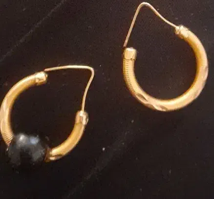 گوشواره|جواهرات|شوشتر, |دیوار