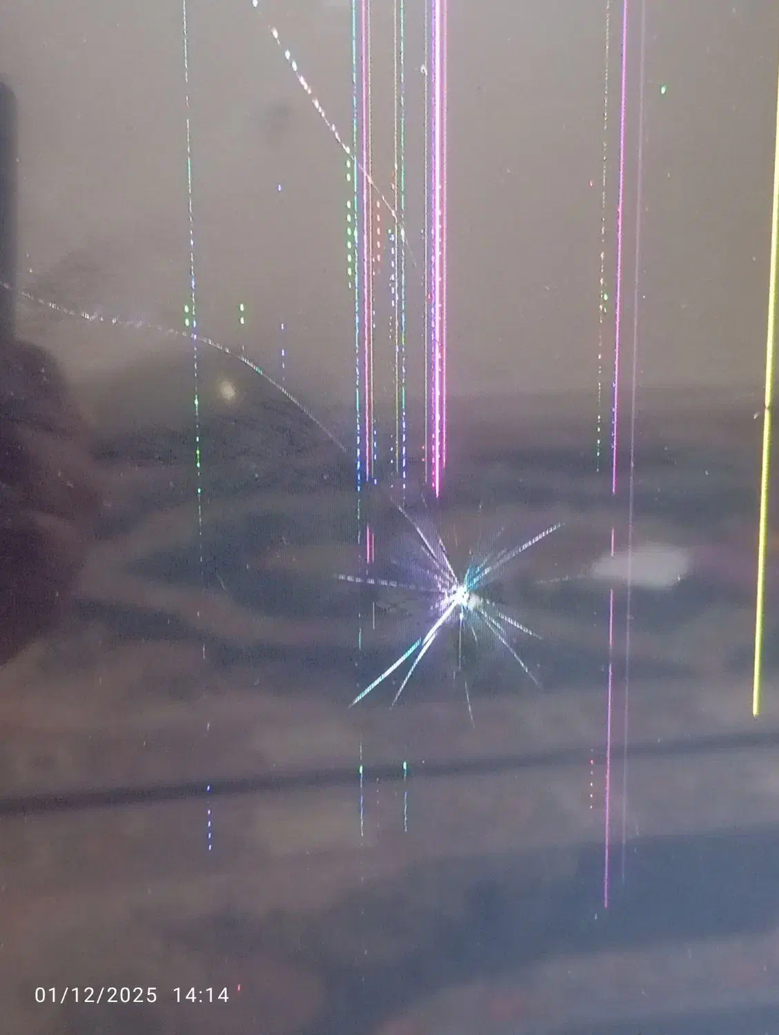 تلفزیون65 اینچ ضربه خورده|تلویزیون و پروژکتور|کرخه, |دیوار