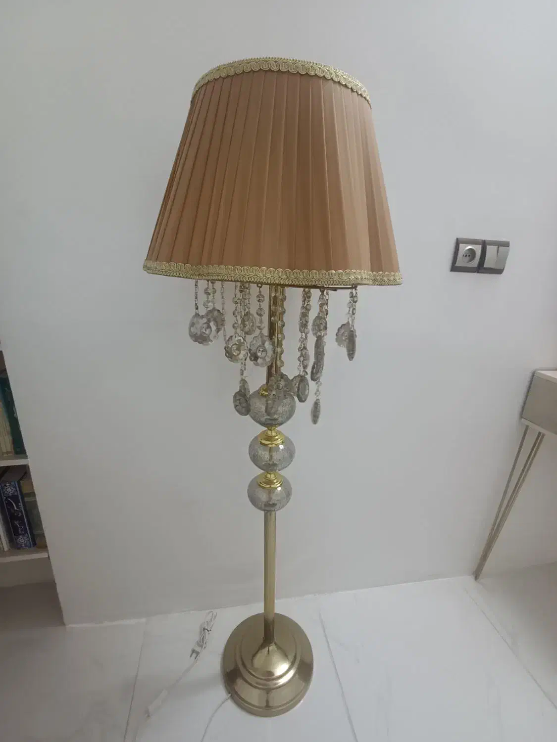 آباژور|چراغ خواب و آباژور|چناران, |دیوار