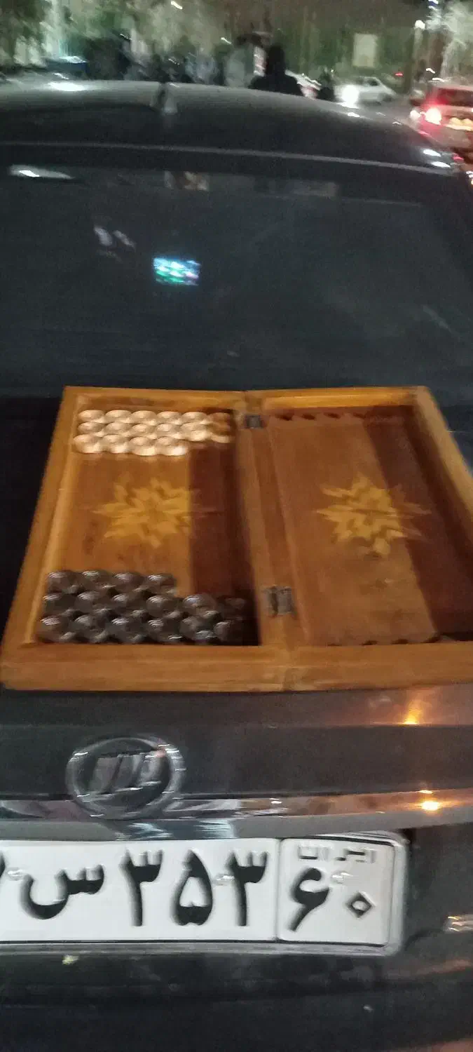 تخته نرد قدیمی|کلکسیون اشیاء عتیقه|ری, اقدسیه|دیوار