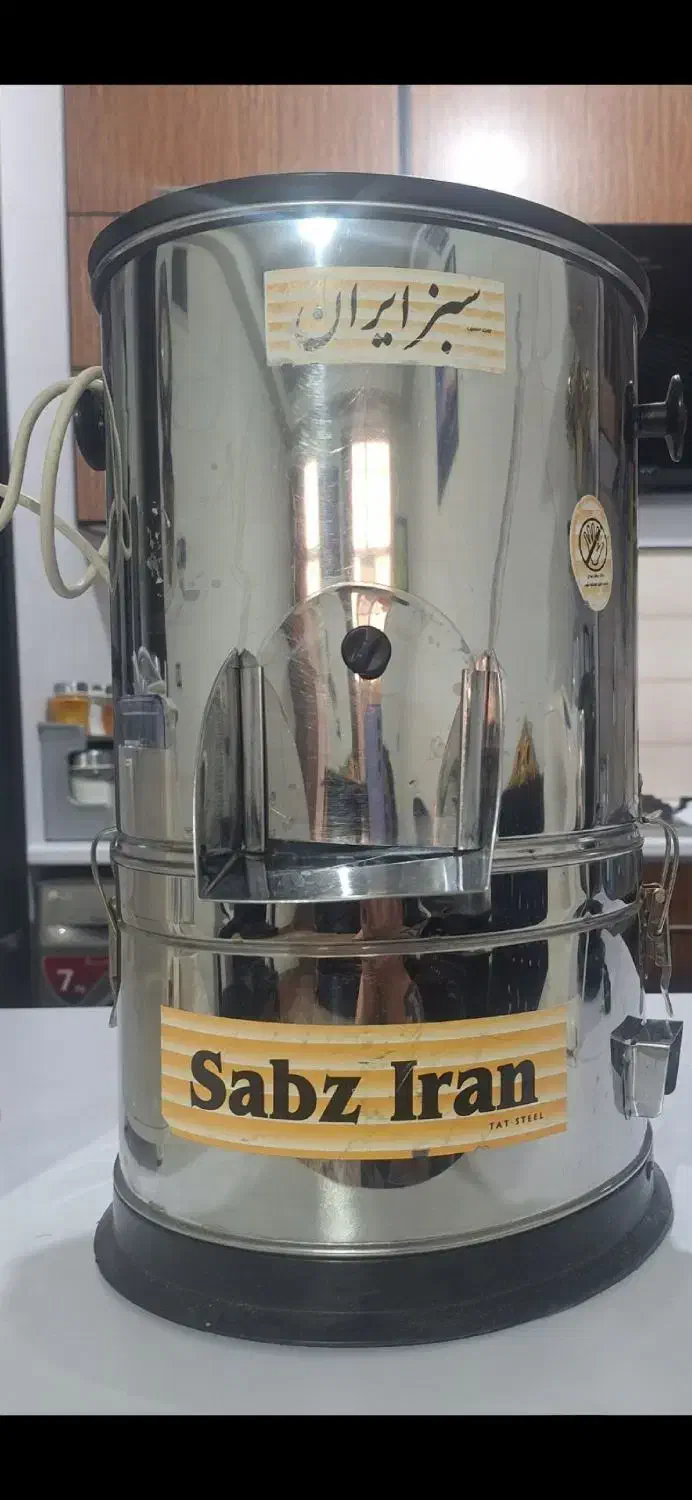 آبمیوه گیری.سبزی خردکن.|آبمیوه‌گیر و آب‌مرکبات‌گیر|شیراز, شهرک مهرگان|دیوار