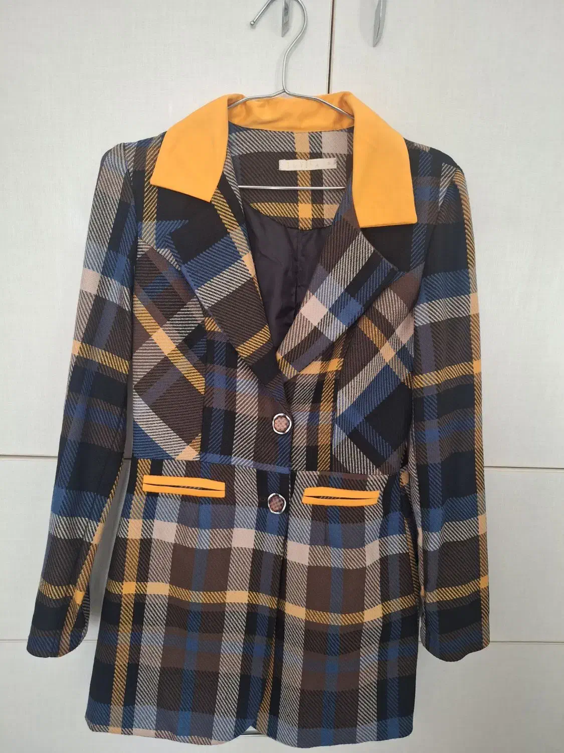 لباس زنانه|لباس|ساوه, |دیوار