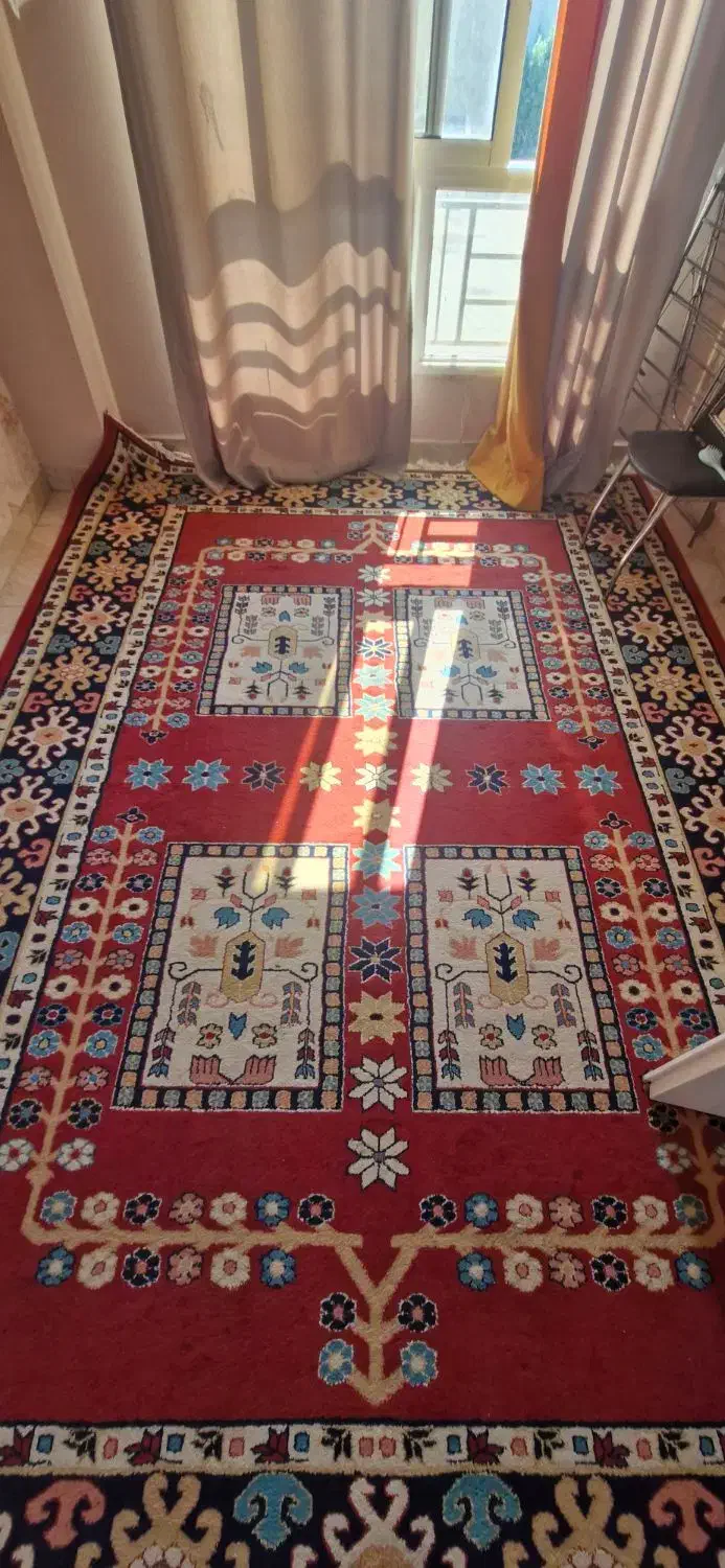 فرش بدون پارگی تمیز|فرش|کیش, |دیوار