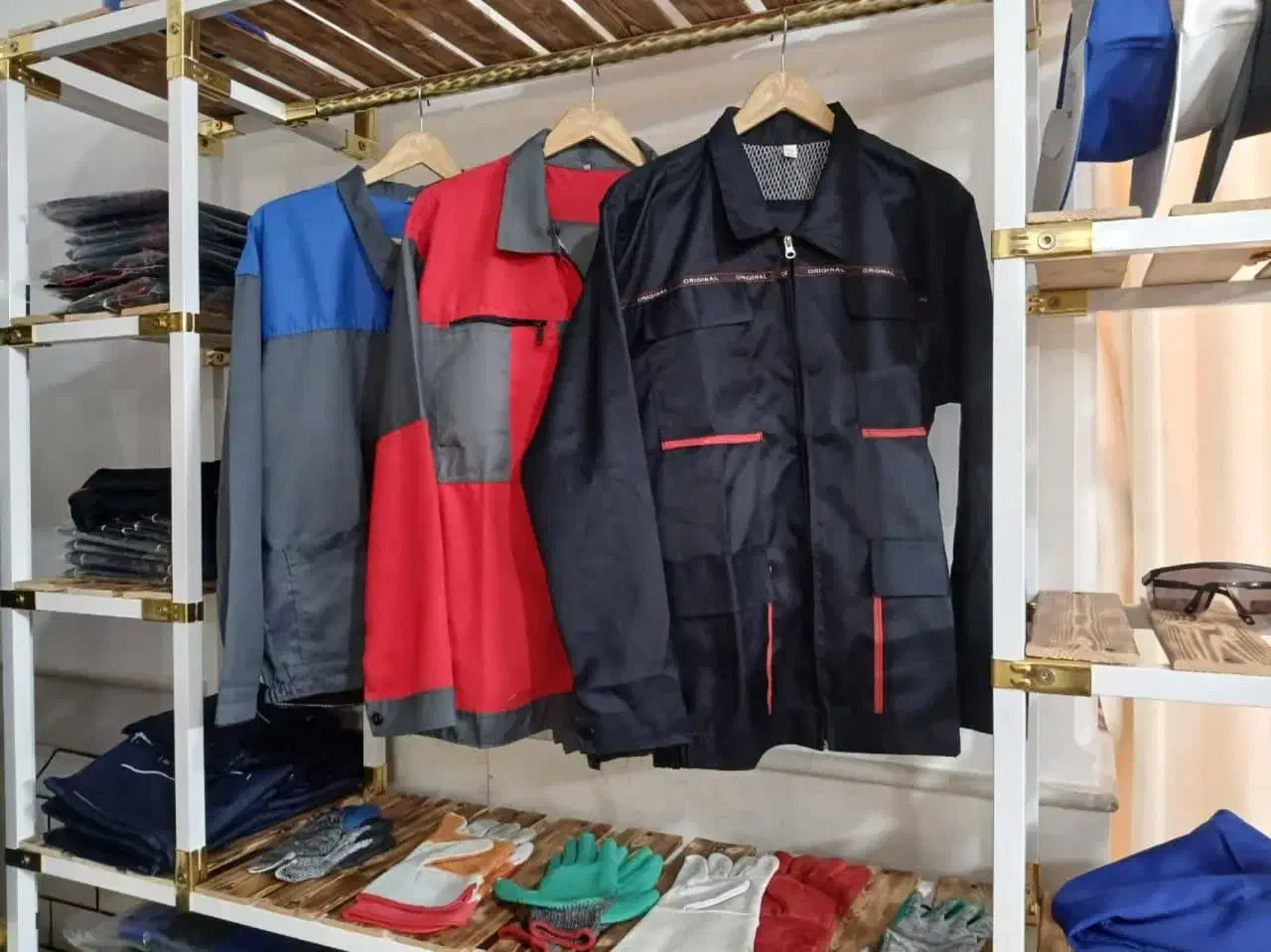 فروش لباس کار (لباسکار) تیشرت کفش ایمنی دستکش کلاه|لباس|تهران, گمرک|دیوار