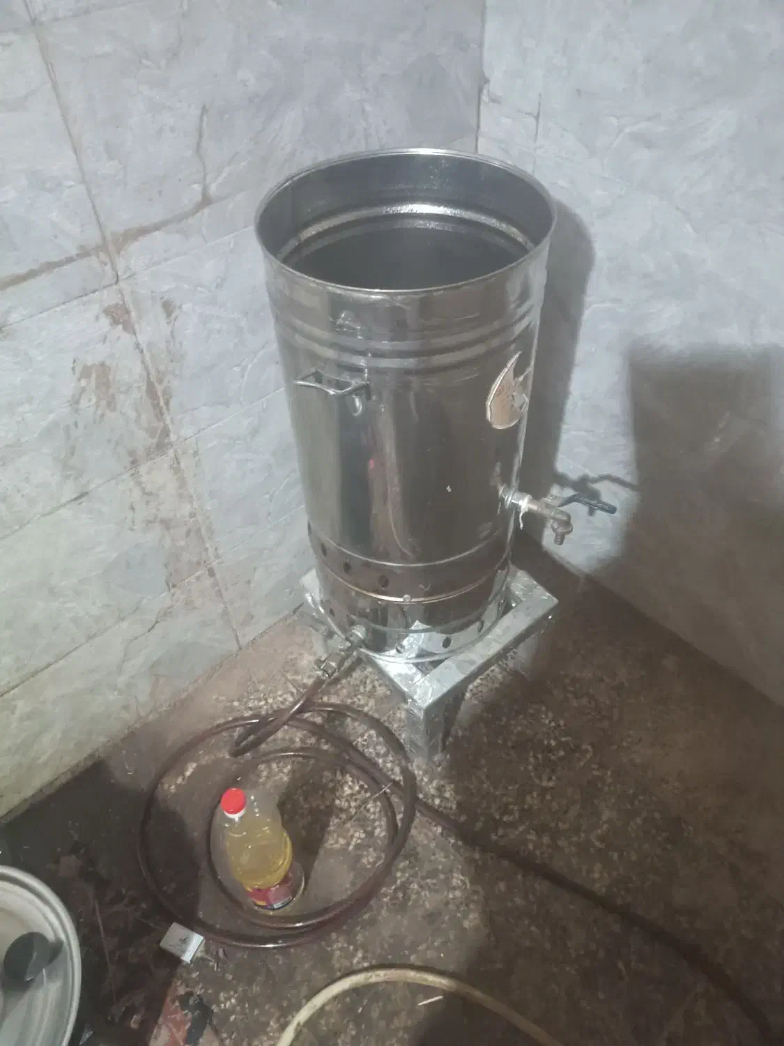 سماور گازی تمیز سالم خانگی 20لیتری|سماور، چای‌ساز، قهوه‌ساز|شوشتر, |دیوار