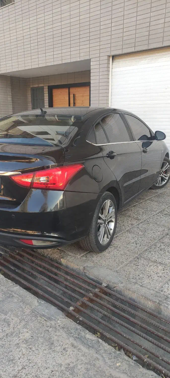 اریزو 5 مدل 1400|خودرو سواری و وانت|صدرا-فارس, فاز ۱|دیوار