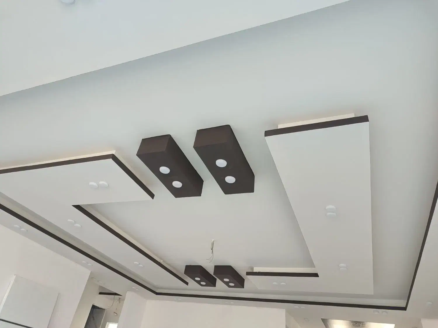 نقاش/کناف/سقف کاذب/آینه/کاغذ دیواری|خدمات پیشه و مهارت|ارومیه, |دیوار