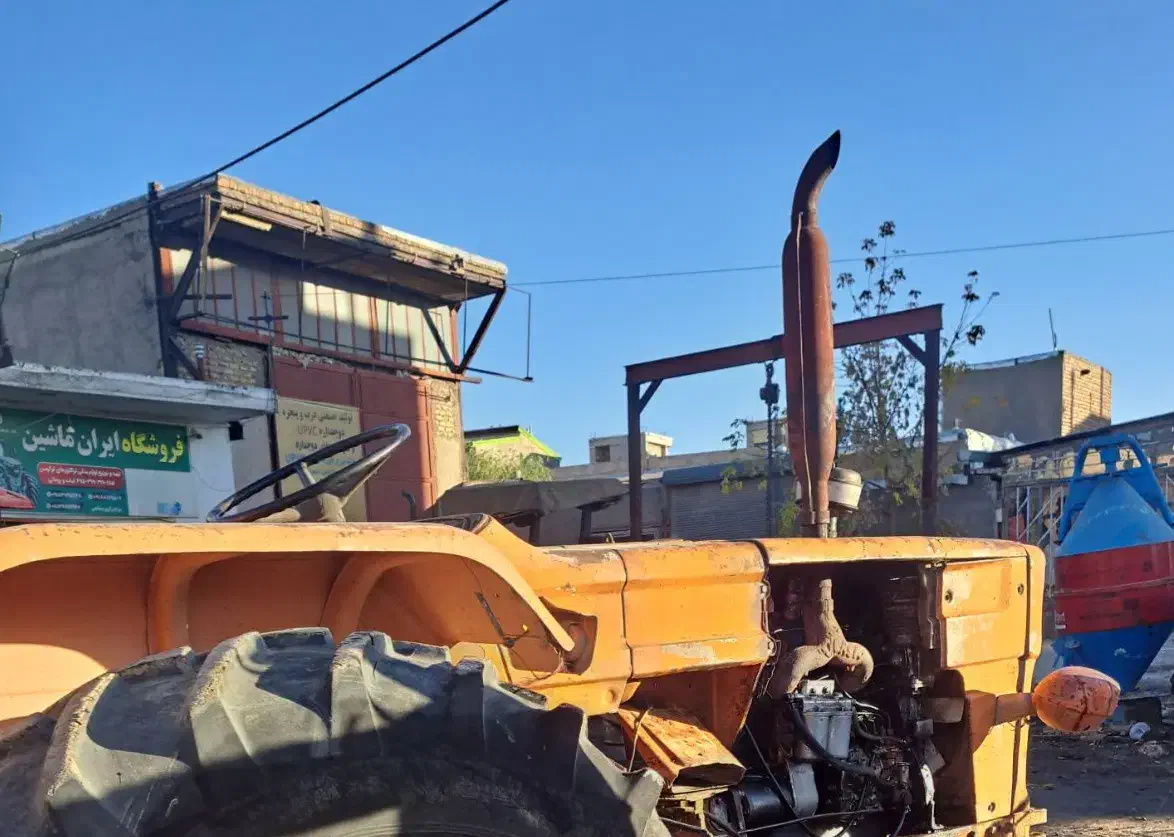 تراکتوره رومانی متور تازه تمیر شده|خودرو سنگین|شراء, |دیوار