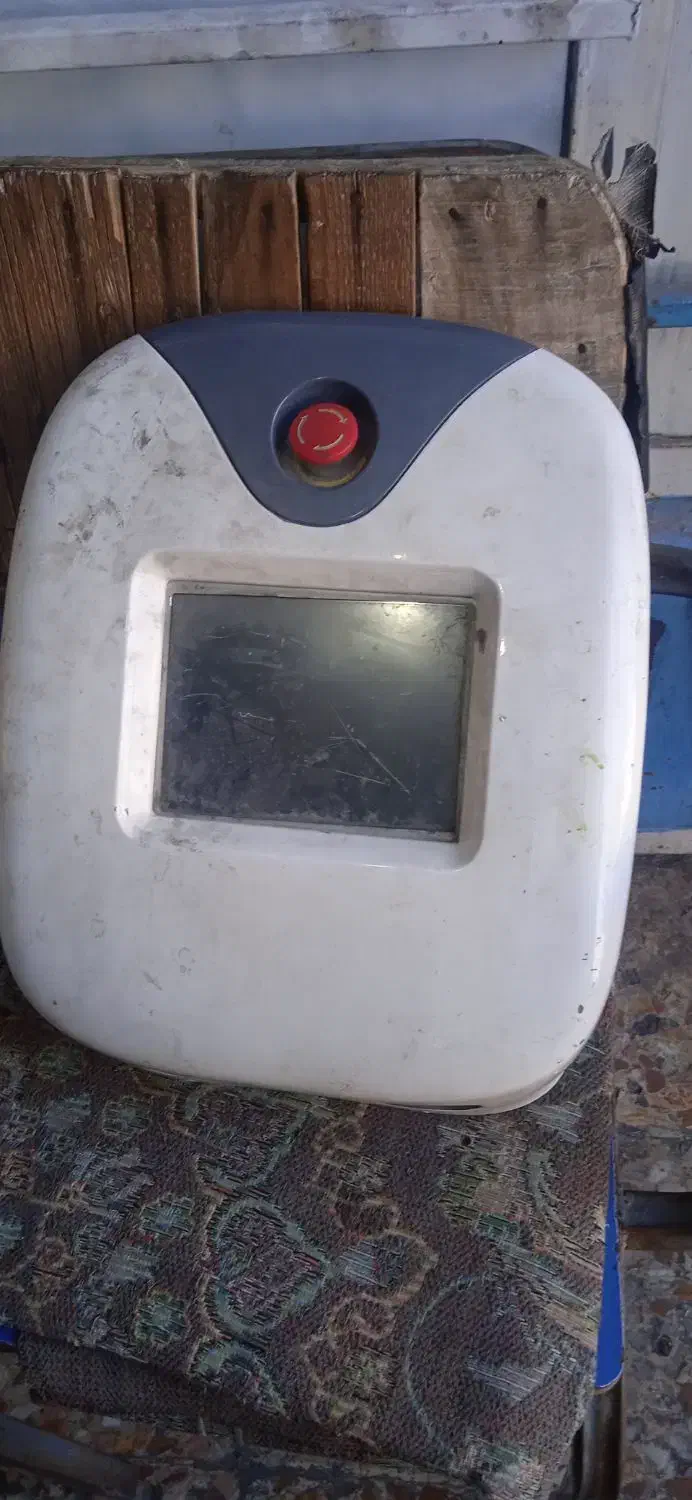 لیزر پزشکی ارایشگری|آرایشگاه و سالن‌های زیبایی|ایذه, |دیوار