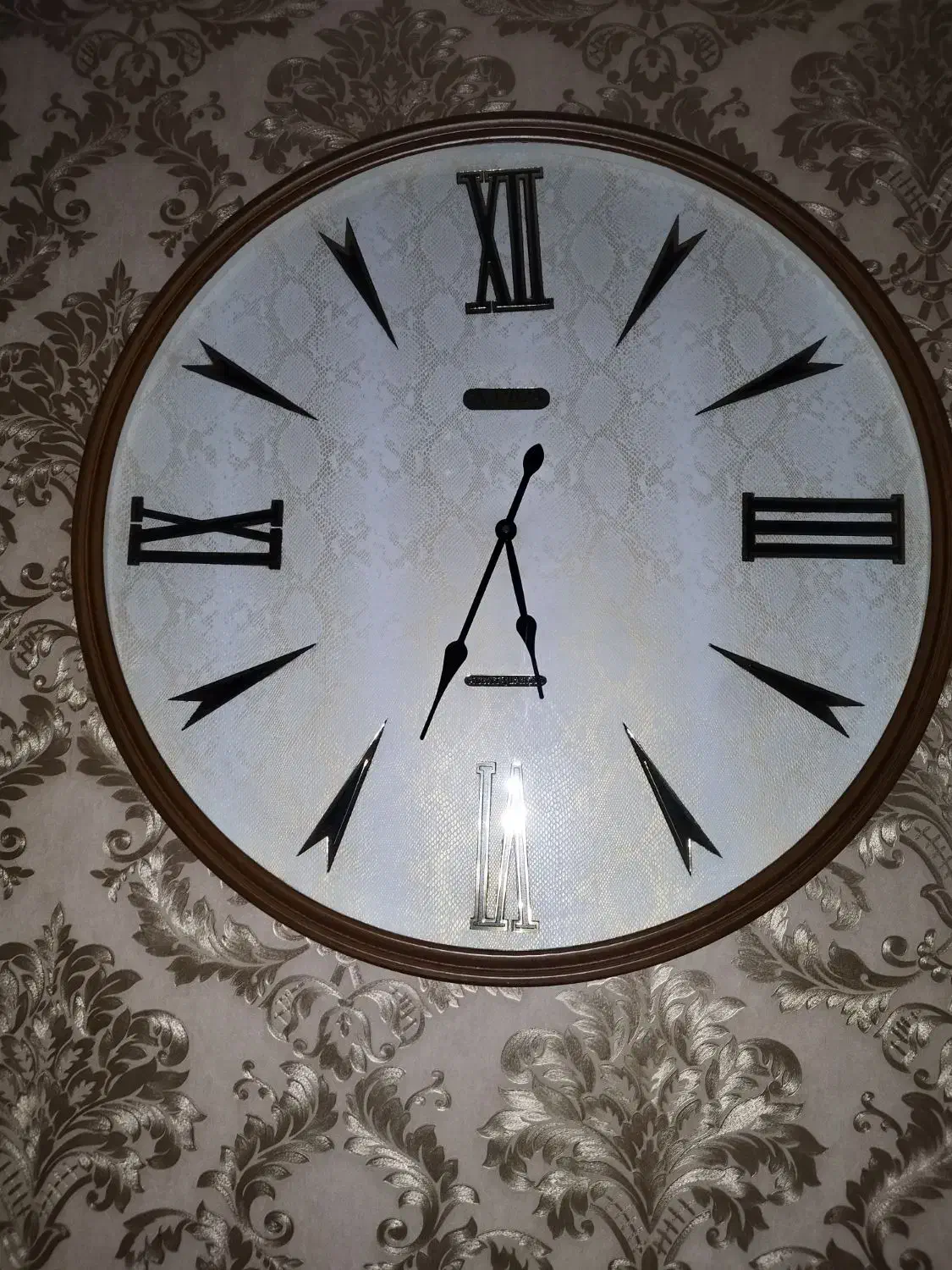 ساعت دیواری|ساعت دیواری و تزئینی|اراک, |دیوار