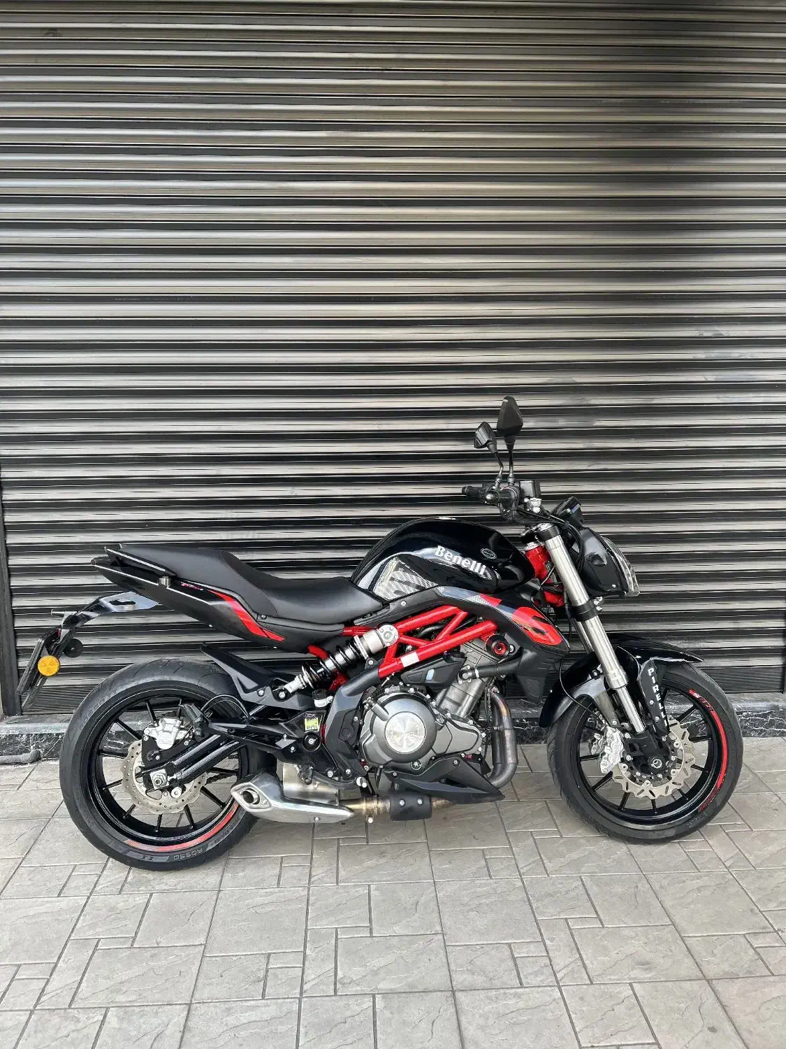 موتور بنلی ۳۰۰ مدل ۱۴۰۰|موتورسیکلت|رشت, حسین آباد|دیوار