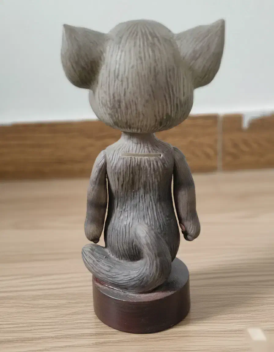 قلک عروسکی تام سخنگو|اسباب‌‌بازی|رامسر, |دیوار