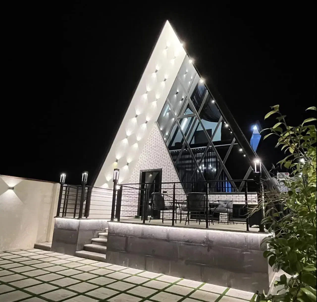 سوئیسی لوکس استخردار گل مریم دهکده ساحلی|اجارهٔ کوتاه‌مدت ویلا و باغ|بندر انزلی, دهکده ساحلی|دیوار