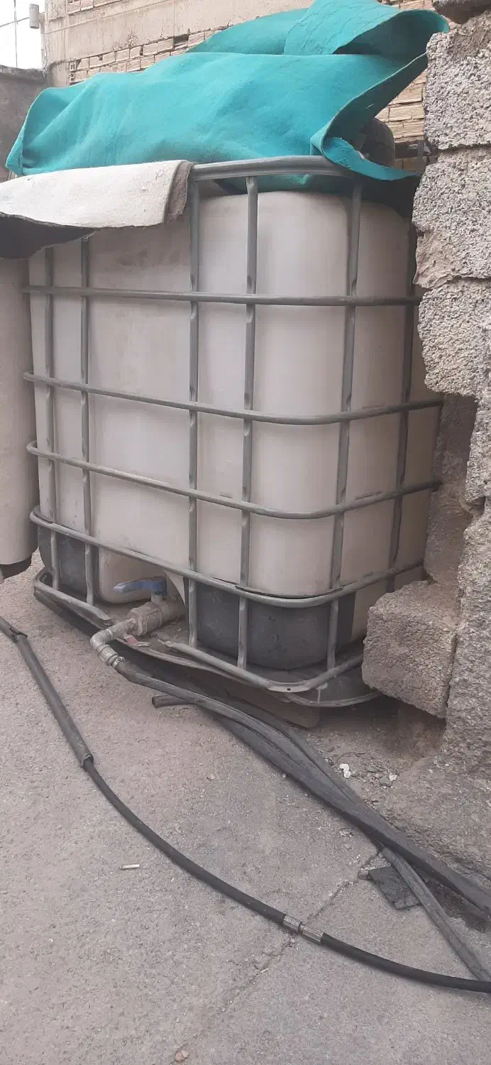 مغزن آب ۱۰۰۰ لیتری|مصالح و تجهیزات ساختمان|ایلام, |دیوار