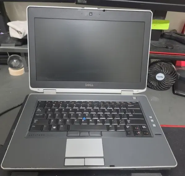 لبتاپ دل DELL ،بسیار تمیز، سرعت بالا ، دانشجویی|رایانه همراه|مشهد, حسینآباد|دیوار