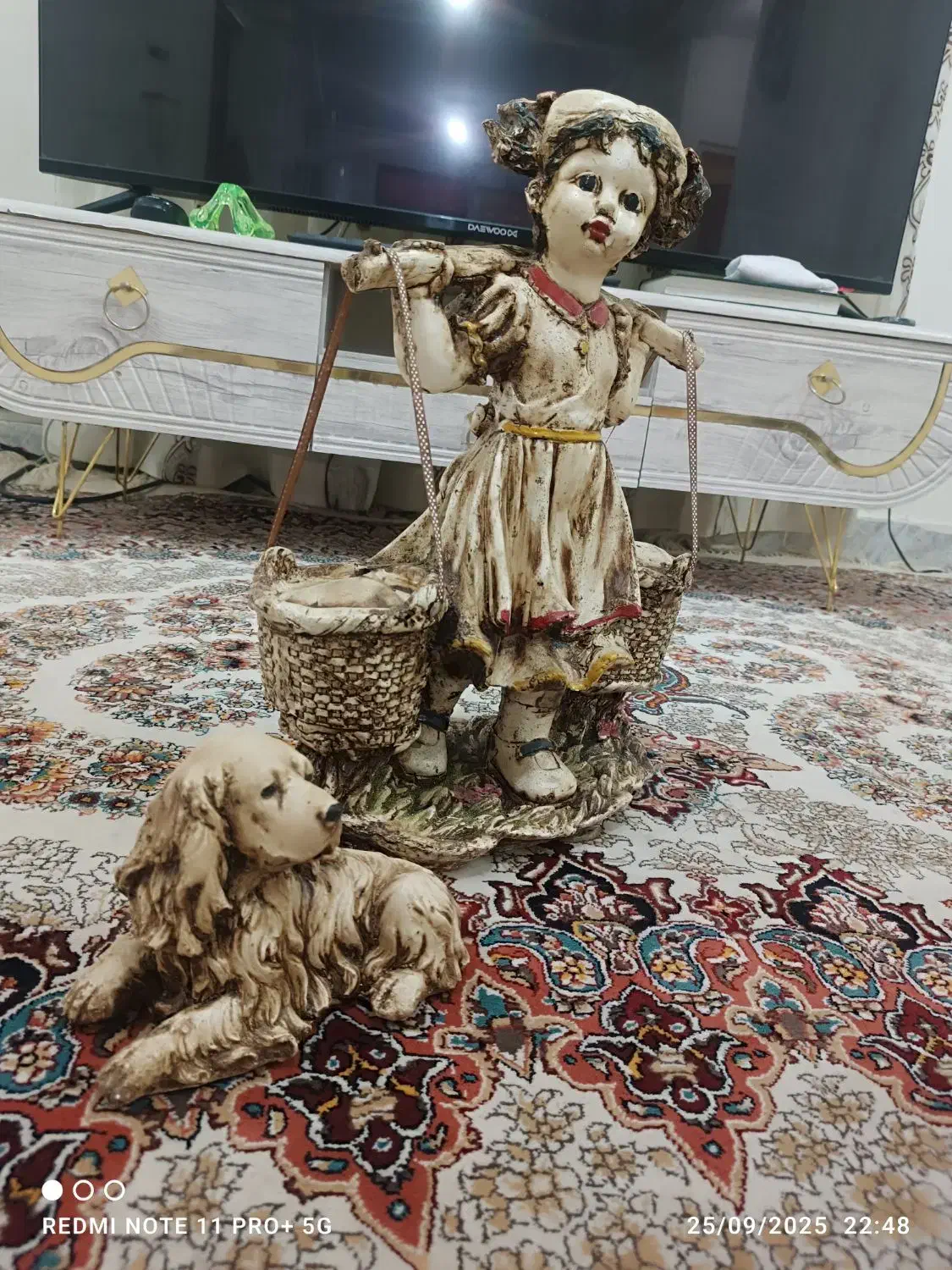 مجسمه زیبا و سگ نگهبان ، ۴۴ سانتی|مجسمه، تندیس، ماکت|ایرانشهر, |دیوار