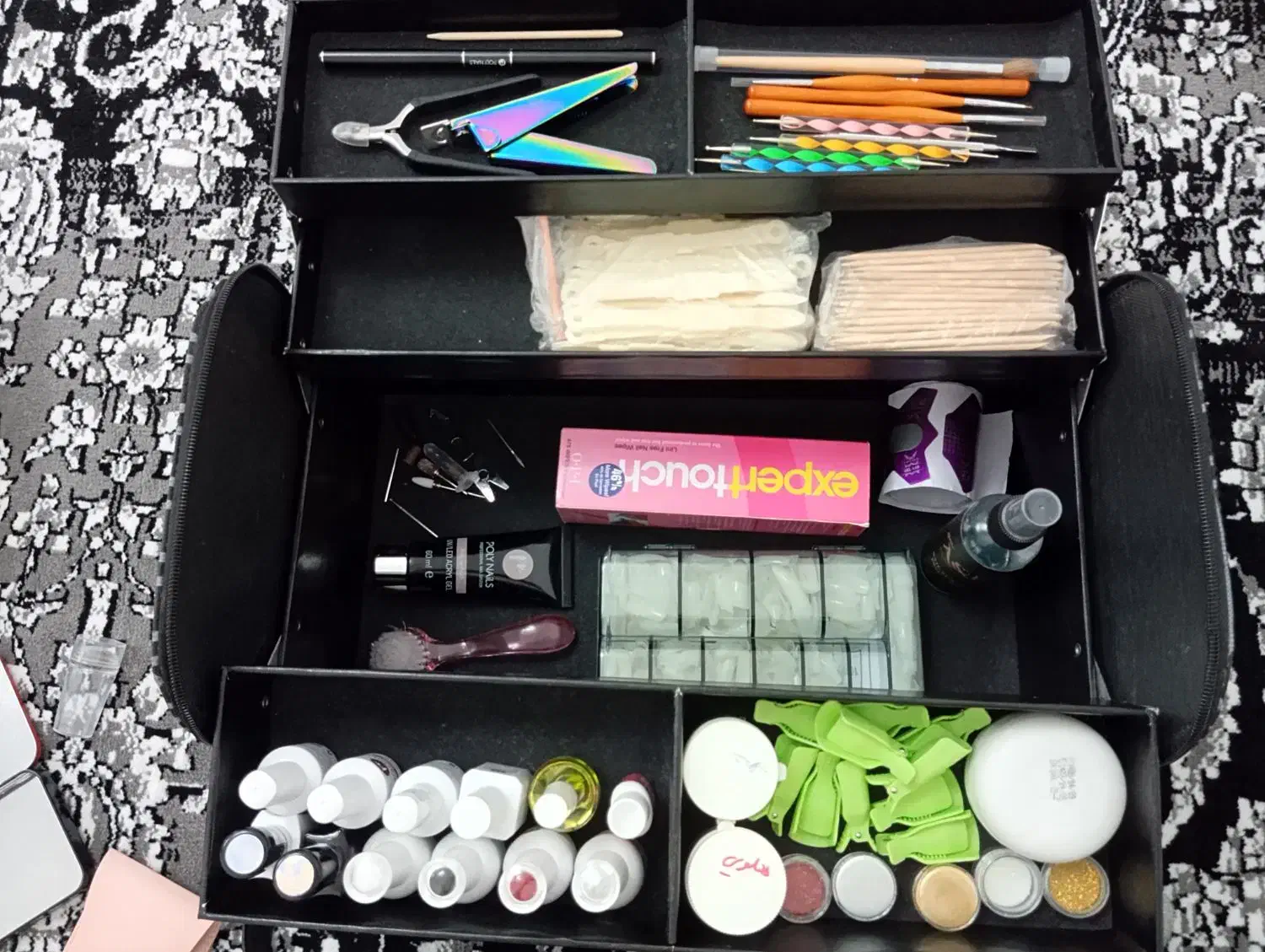 وسایل کاشت ناخن|آرایشگاه و سالنهای زیبایی|خرمآباد, |دیوار