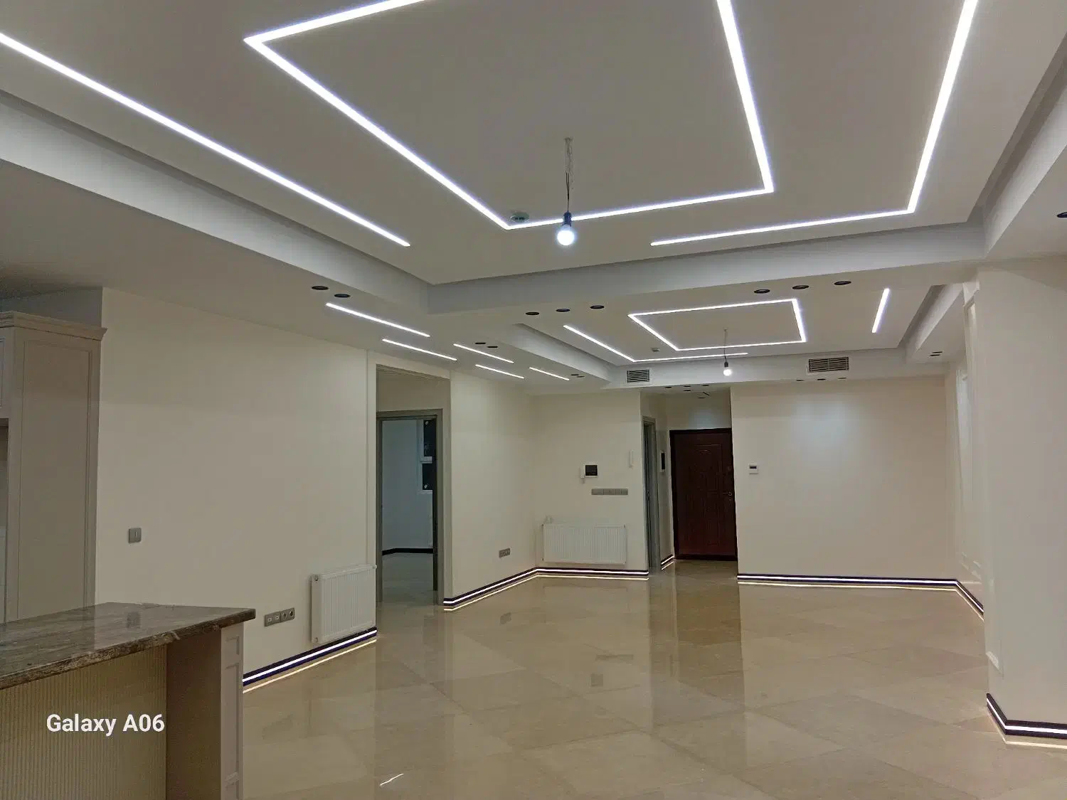 فردوس شرق نوساز ۱۴۱ متر ۲p فول امکانات تبدیل دارد