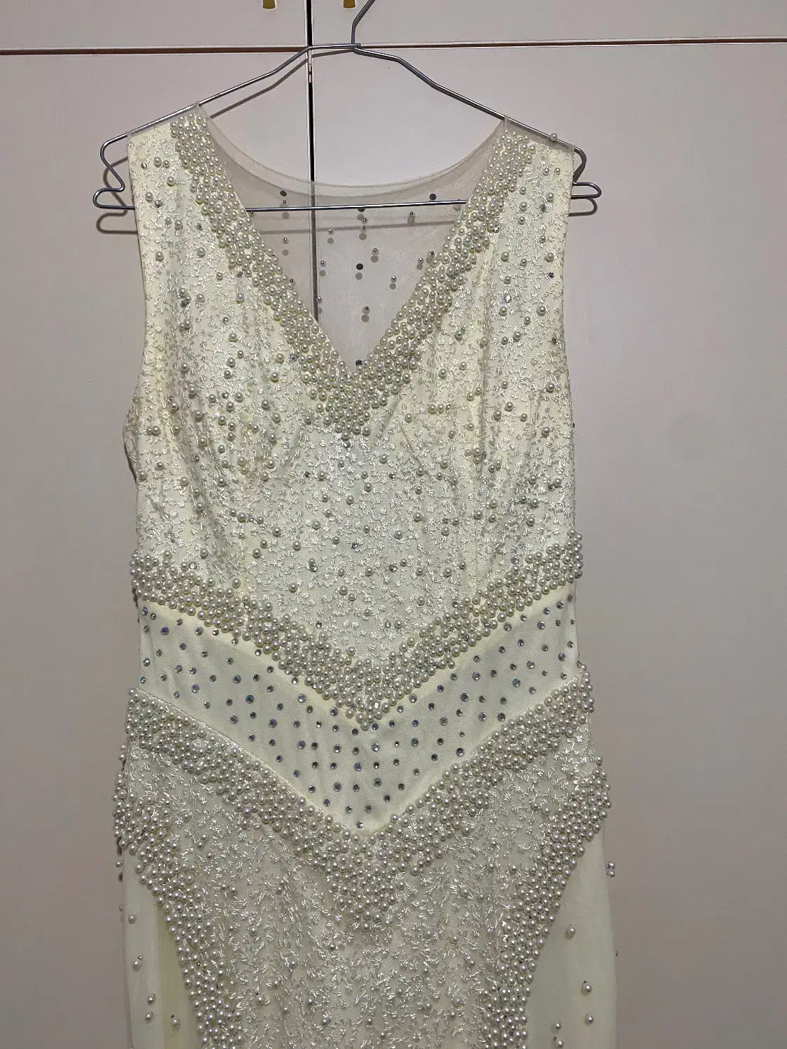 لباس مجلسی|لباس|هشتگرد, شهرک اداری|دیوار