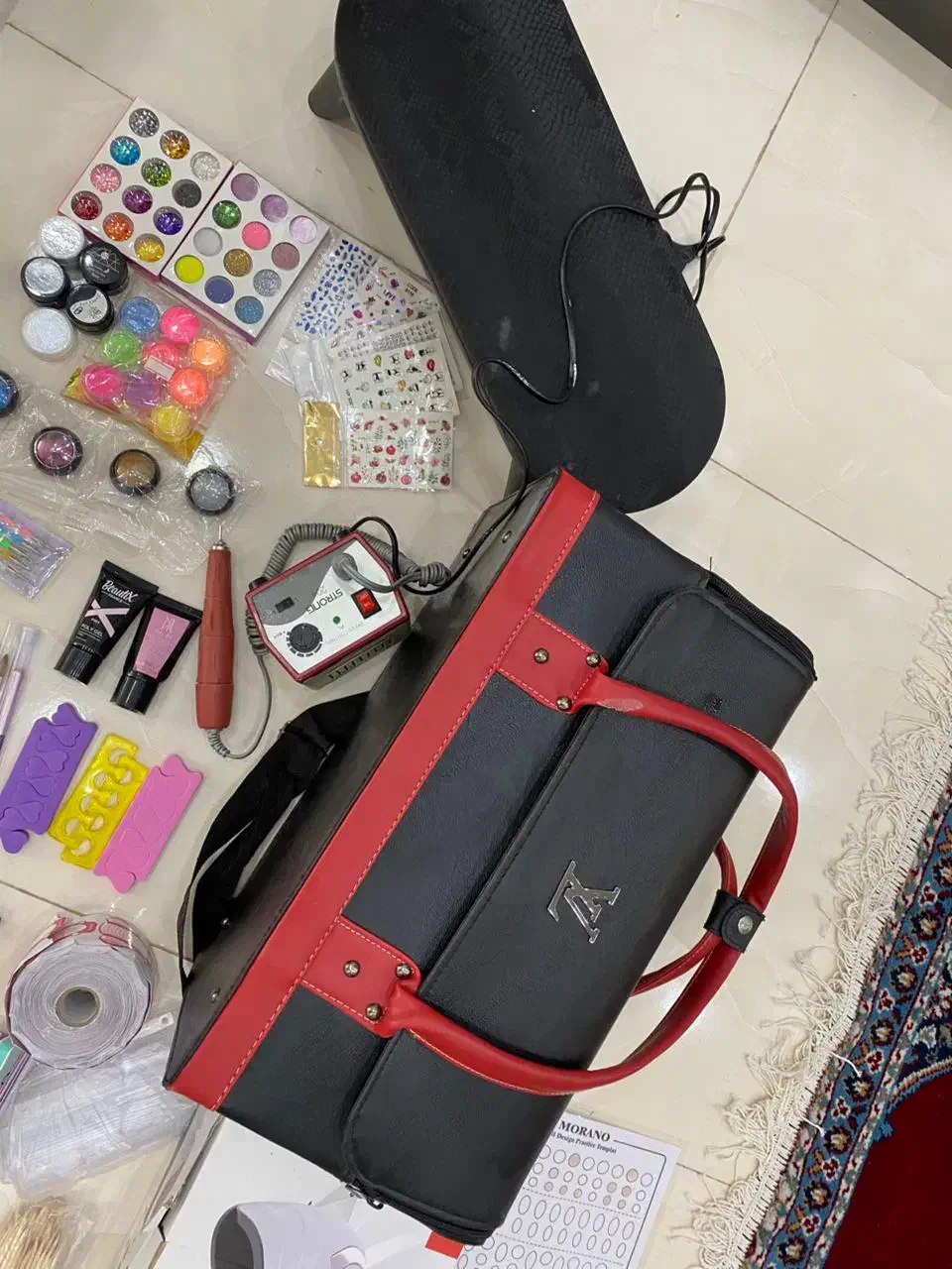 کلیه لوازم کاشت و طراحی ناخن|آرایشی، بهداشتی، درمانی|شیراز, احمدی جنوبی|دیوار