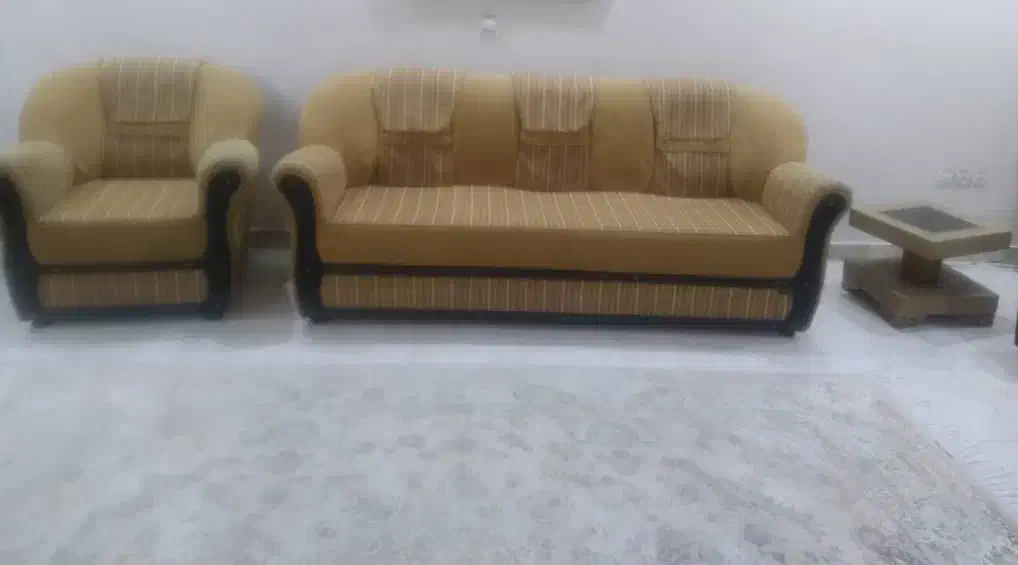 میل نه نفره با جلو مبلی ودو تا عسلی|مبلمان خانگی و میز عسلی|ارومیه, |دیوار