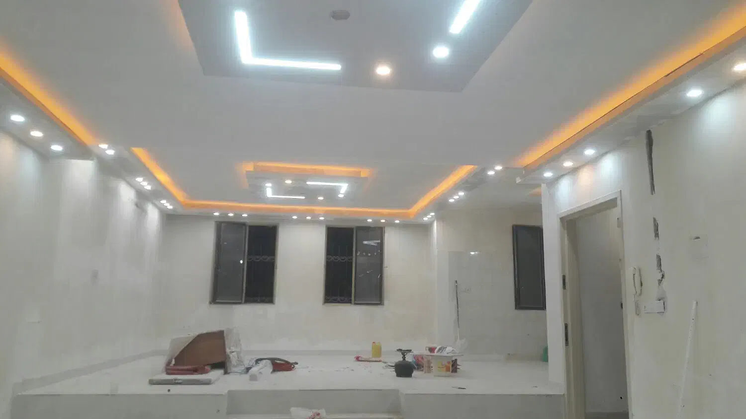 کاشیکاریلولهکشینصبشیرآلاتبازسازیکامل|خدمات پیشه و مهارت|هشتگرد, فاز ۷ مهستان|دیوار