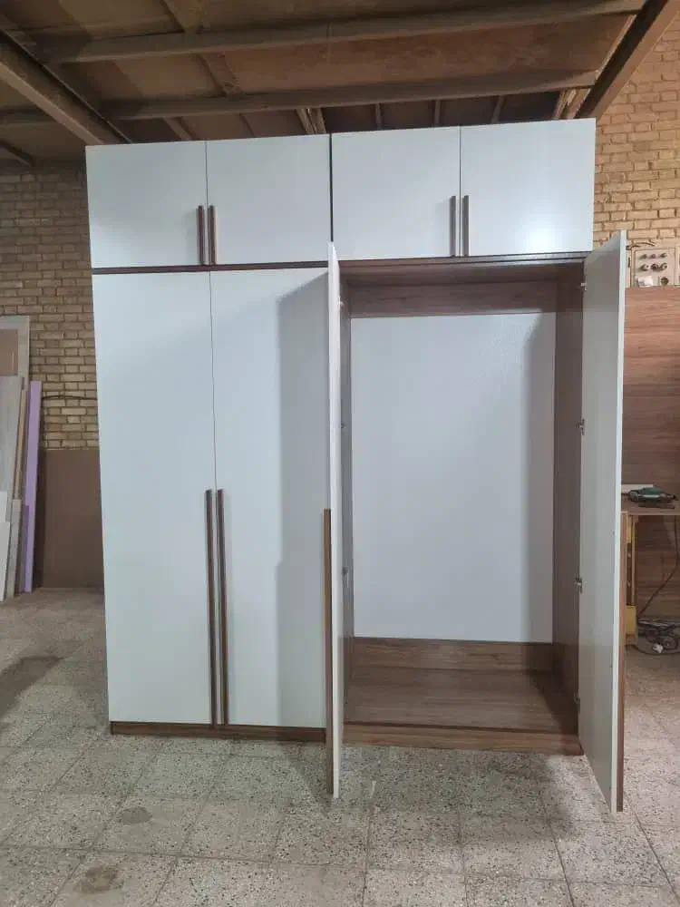 کمد دیواری مدرن با درب های لولایی|جاکفشی، کمد، دراور|تهران, مشیریه|دیوار