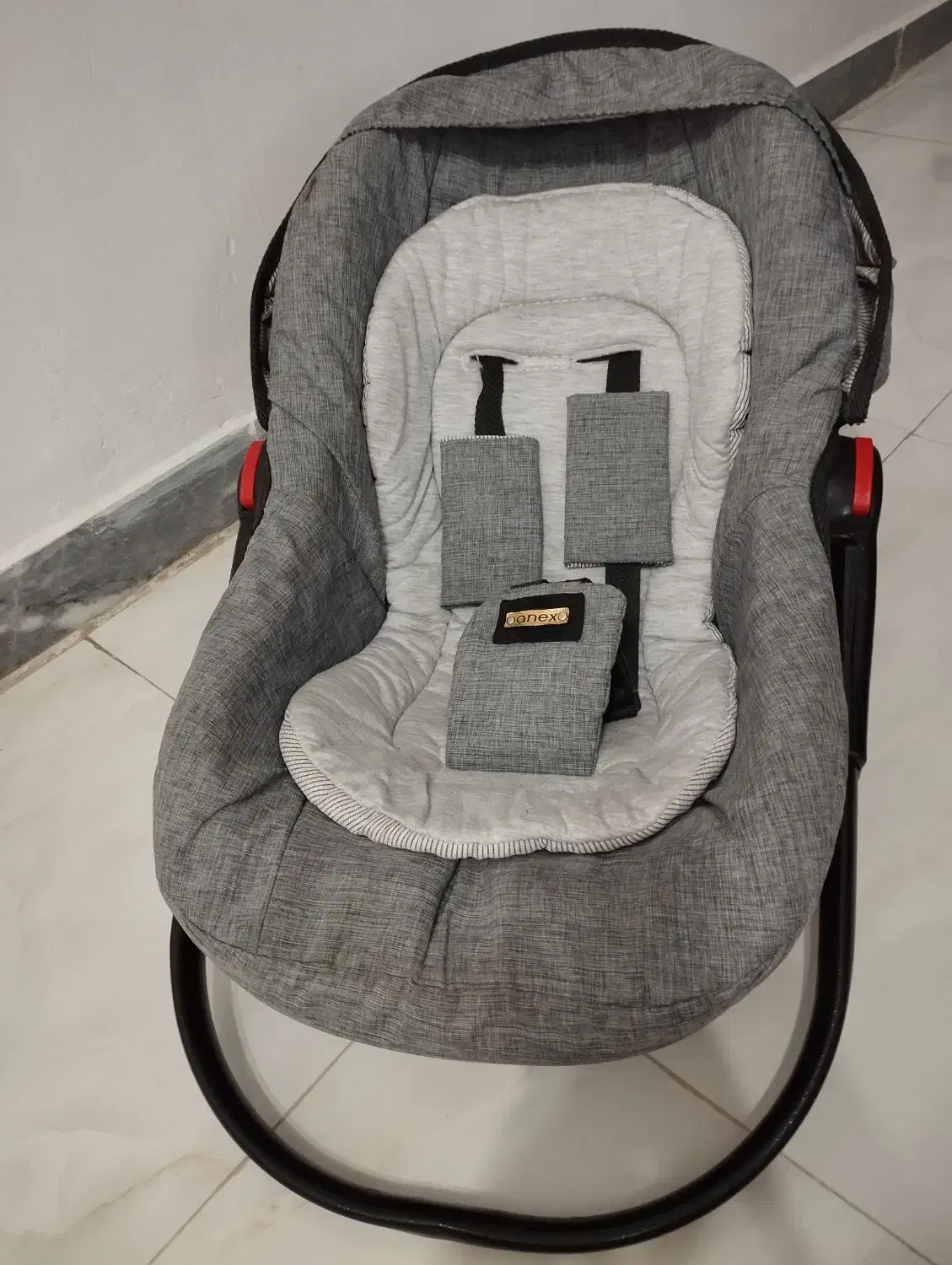 کریر و نانو و روروئک|کالسکه و لوازم جانبی|رشت, حومه رشت|دیوار