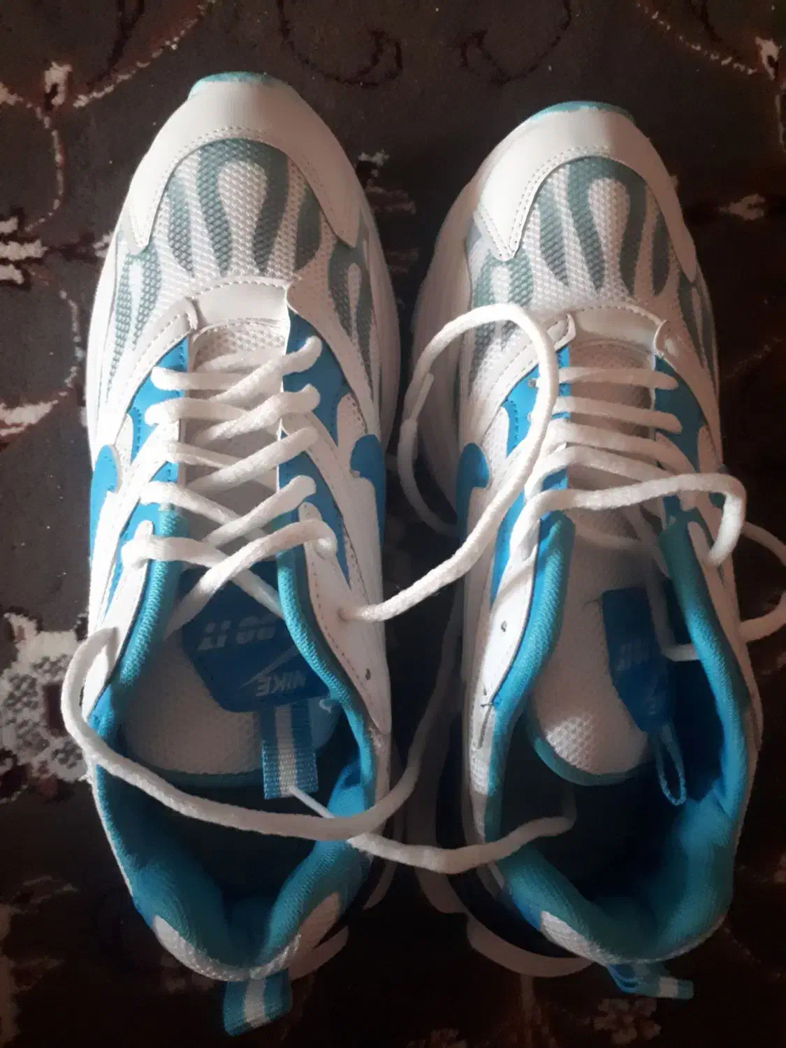 کفش کتانی نایک|کیف، کفش، کمربند|صائین قلعه, |دیوار