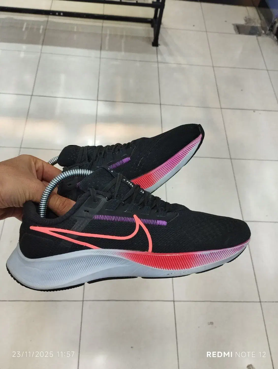 کفش اورجینال|کیف، کفش، کمربند|سقز, |دیوار