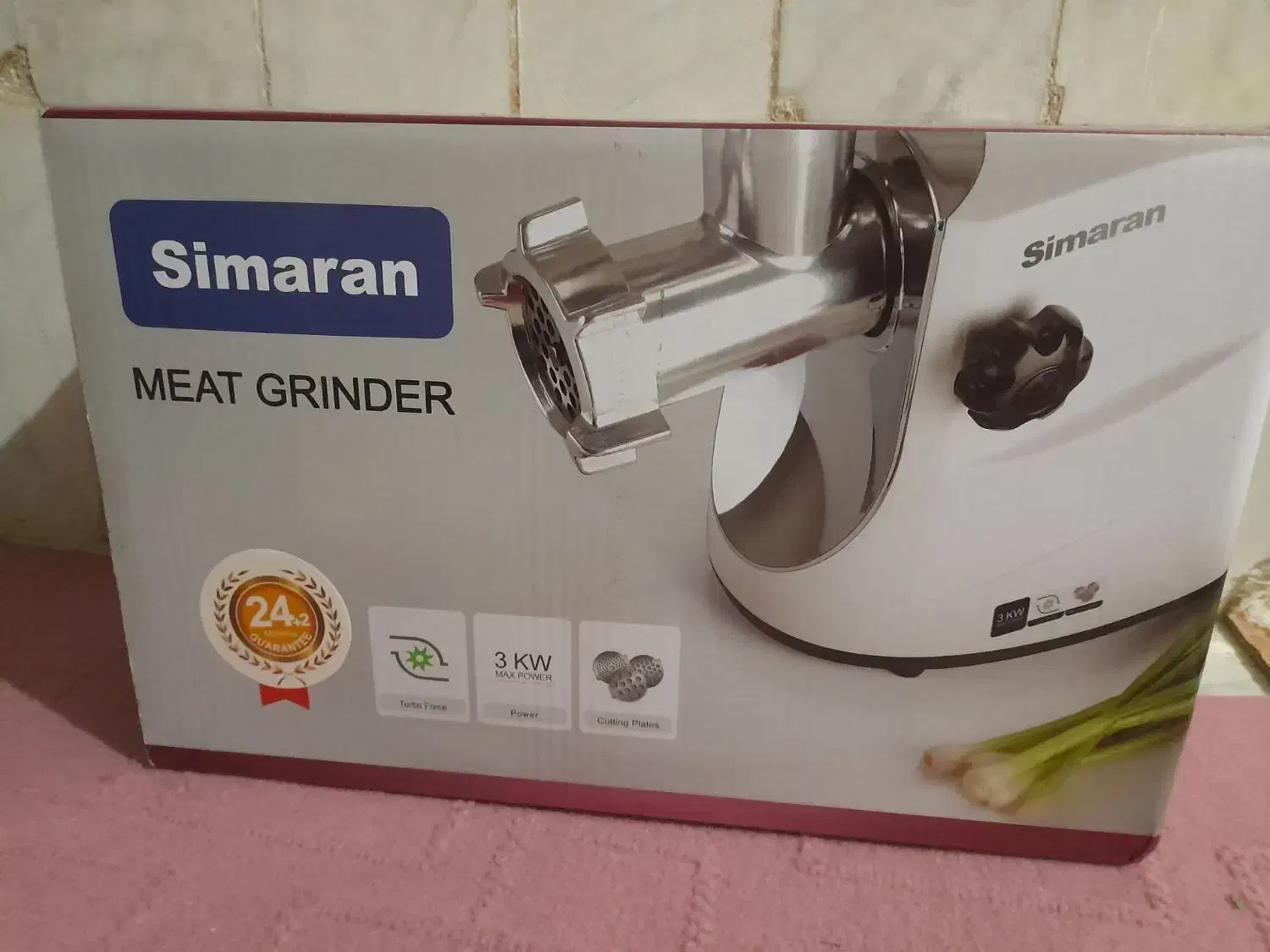 تعدادی لوازم برقی تک هم فروش داره|اجاق گاز و لوازم برقی پخت‌وپز|بروجرد, |دیوار