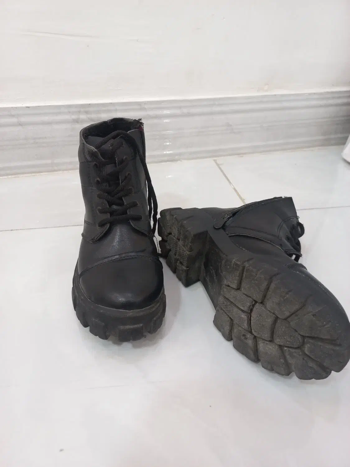 نیم بوت سایز ۴۰|کیف، کفش، کمربند|کرمانشاه, |دیوار