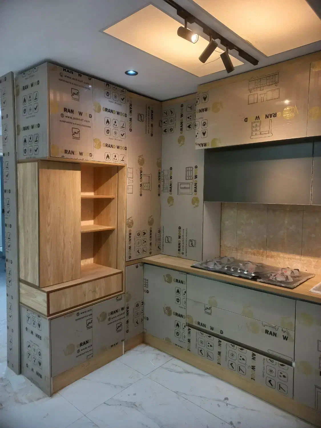 ساخت وتولید کابینت و کمود وکمودیواری|مصالح و تجهیزات ساختمان|شهریار, رزکان|دیوار