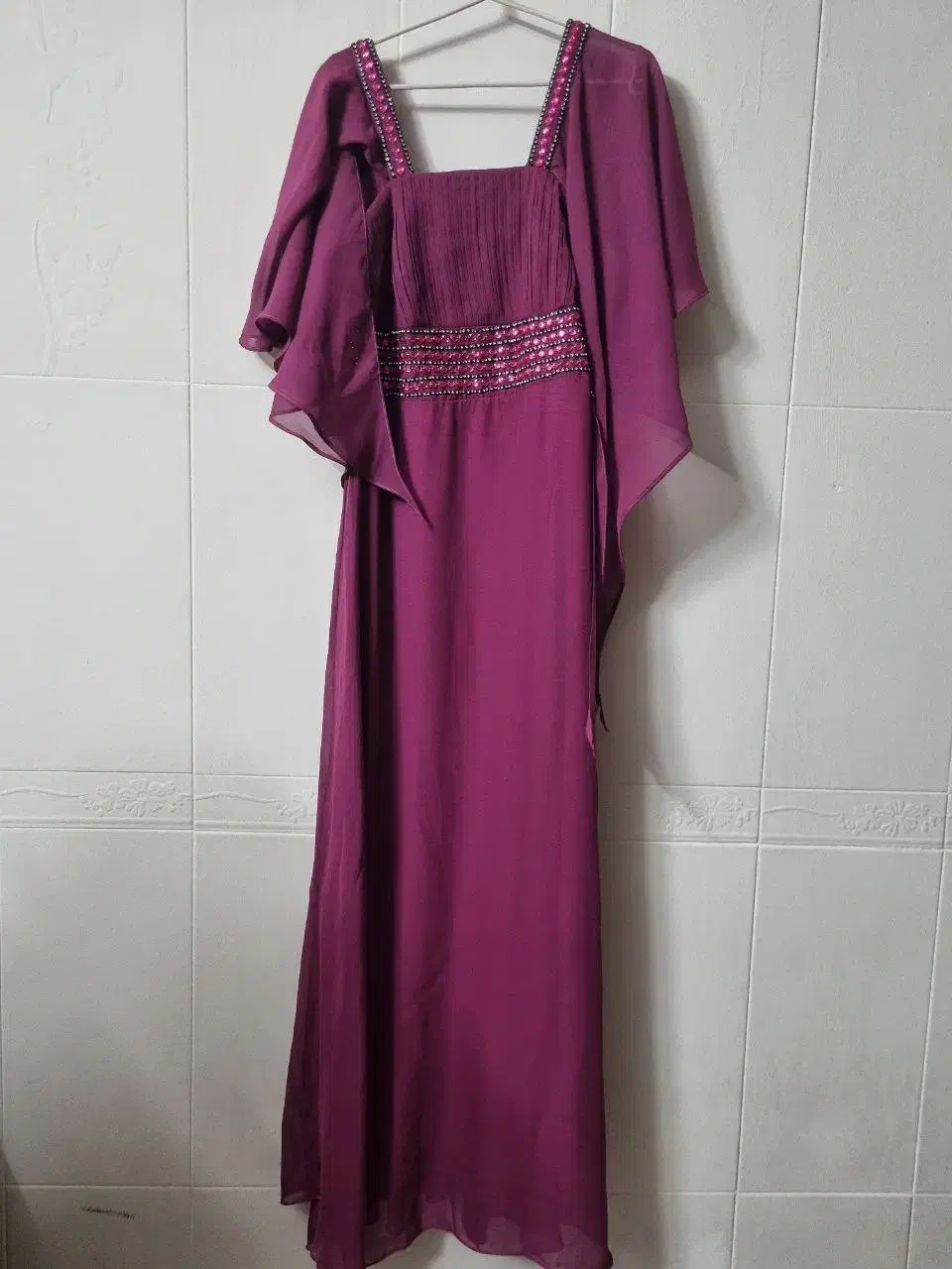 لباس مجلسی|لباس|اصفهان, شاهد|دیوار