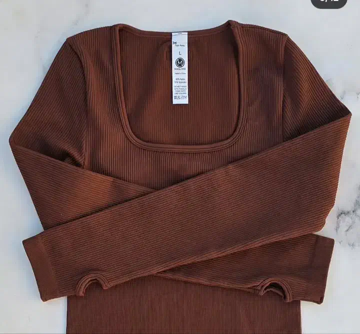 اوورالیقه خشتی کبریتی اعلا پاییزی|لباس|تهران, باشگاه نفت|دیوار