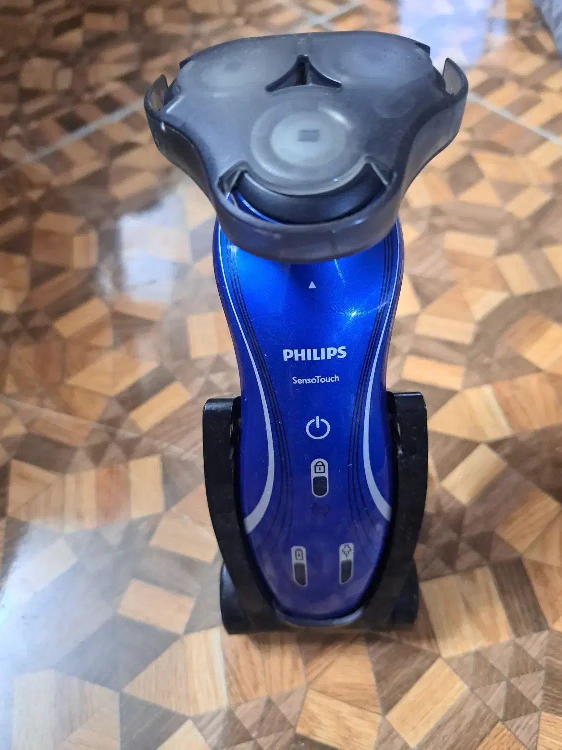 ریش تراش فیلیپس ضد آب هلندی اصل|آرایشی، بهداشتی، درمانی|لنگرود, |دیوار