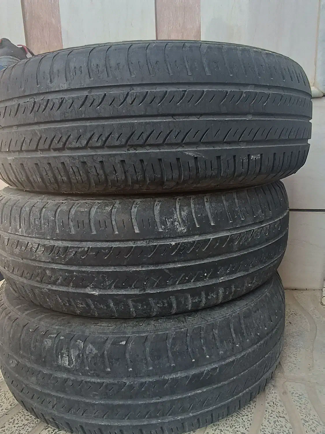 سه حلقه لاستیک بارز|قطعات یدکی و لوازم جانبی|مهران (ایلام), |دیوار