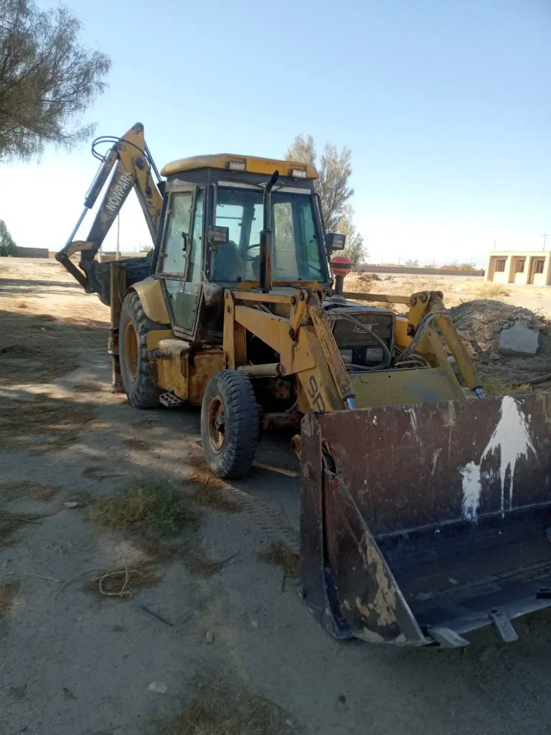 بیل بگو سنوپارس ۱۰۰|خودرو سنگین|ماهان, |دیوار