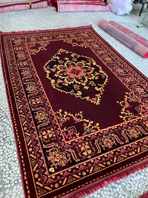 فرش ۵۰۰شانه تراکم ۱۵۲۰(فروش عمده و خرده)|فرش|آران و بیدگل, |دیوار