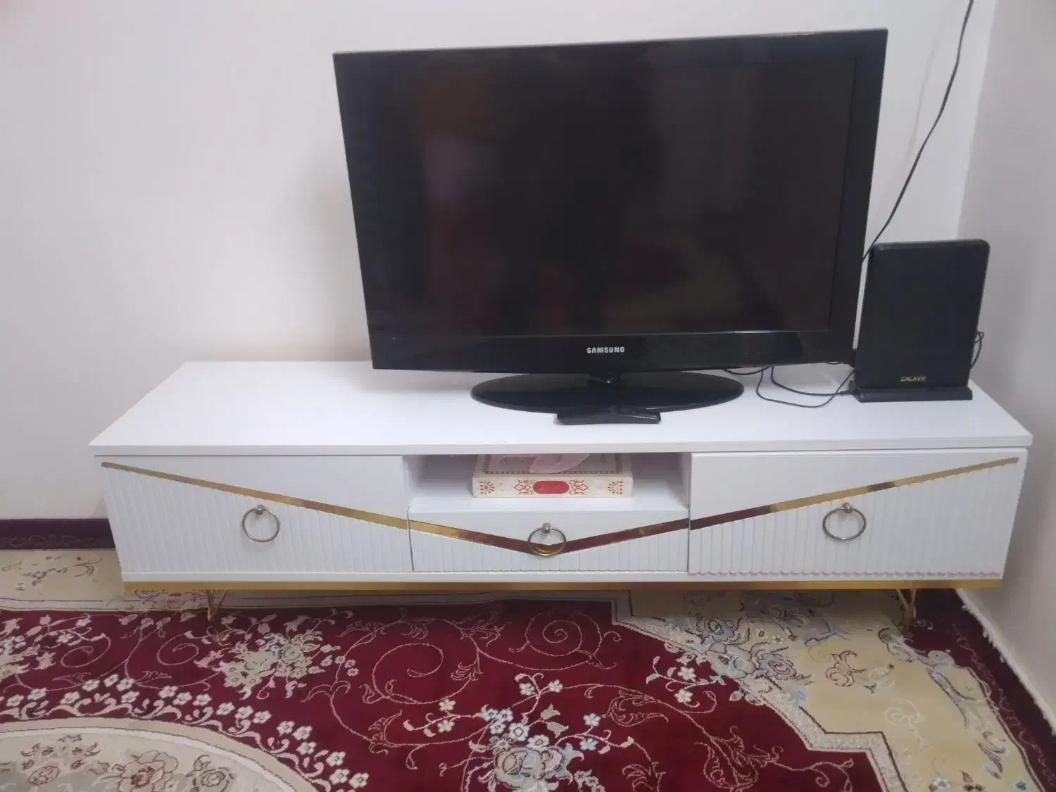 چند لوازم خانگی|مبلمان خانگی و میز عسلی|گرمی, |دیوار