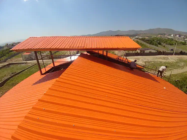 سقف شیروانی وخرپافلزی و  سوله سازی|خدمات پیشه و مهارت|ساوه, |دیوار